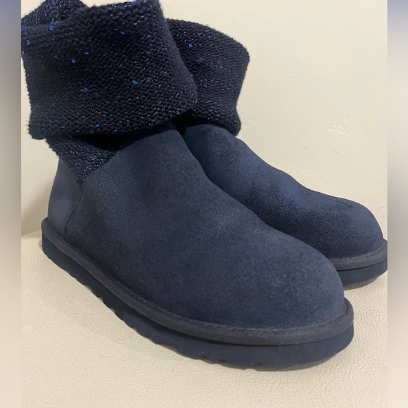 - UGG Australia Nyla  Navy Blue Suede Sparkle Knit Boots Women’s Size 9 - Picture 3 of 11